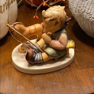 M.I. HUMMEL "Playful Blessing" #658 Goebel Germany